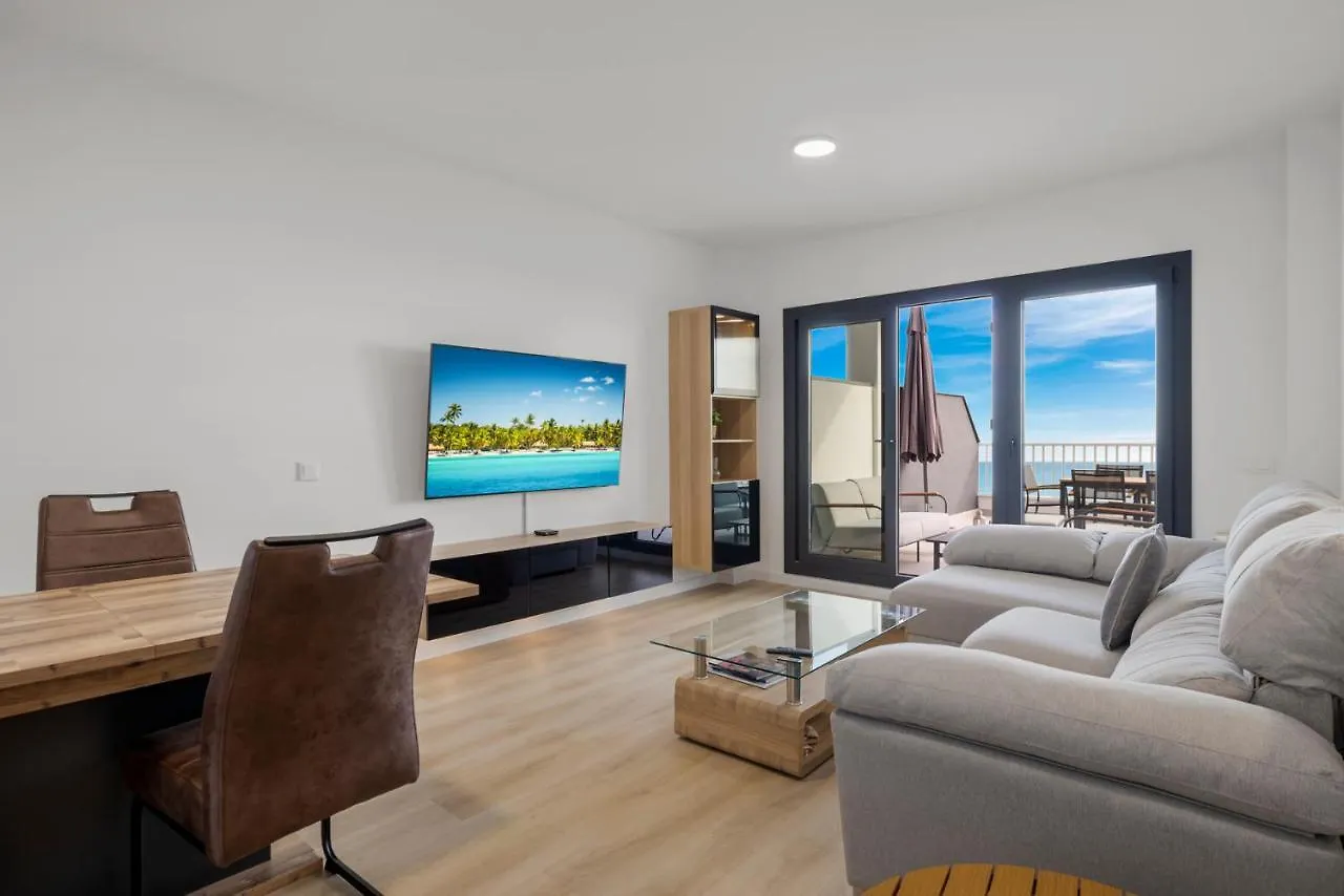 Daire Panoramic Terrace With Pool In Benalmadena By Costarentals - Ref 43