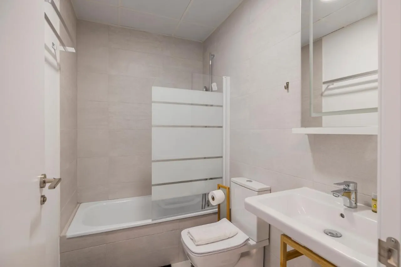 Daire Panoramic Terrace With Pool In Benalmadena By Costarentals - Ref 43